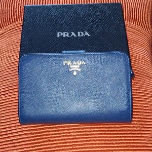 Prada wallet in navy blue